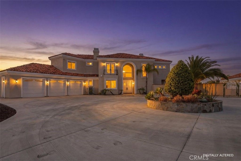 Image 4 of property listing at 34351 Calle Vista, Temecula, CA 92592