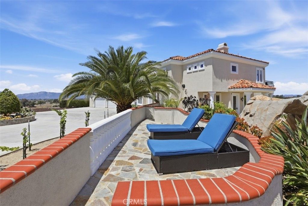 Image 44 of property listing at 34351 Calle Vista, Temecula, CA 92592