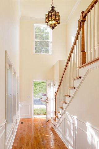 64 Kendall Ct 64, Bedford, MA 01730