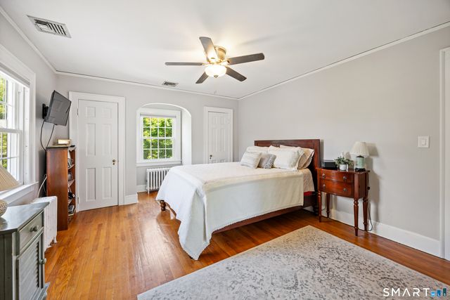 37 Ridgewood Avenue, North Haven, CT 06473