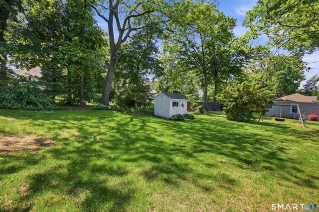 37 Ridgewood Avenue, North Haven, CT 06473