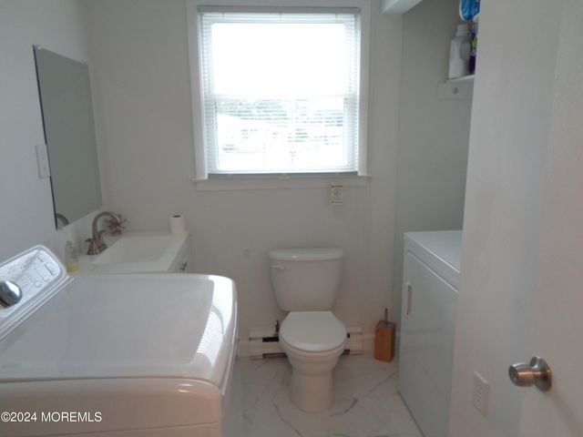 62 Keene Street, Whiting, NJ 08759