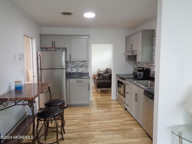 62 Keene Street, Whiting, NJ 08759