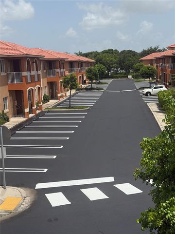 18230 NW 59th Ave 204, Hialeah, FL 33015