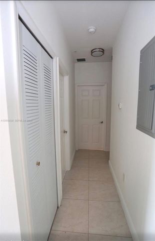 18230 NW 59th Ave 204, Hialeah, FL 33015