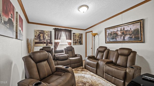 105 Mallard Creek Drive, Graham, NC 27253