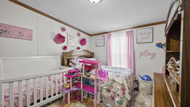 105 Mallard Creek Drive, Graham, NC 27253