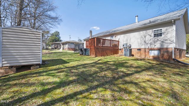 105 Mallard Creek Drive, Graham, NC 27253