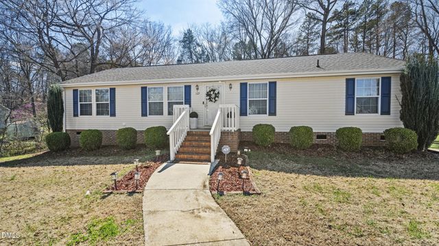 105 Mallard Creek Drive, Graham, NC 27253