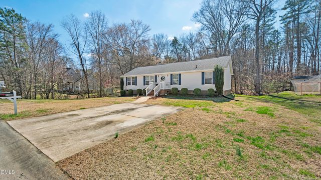 105 Mallard Creek Drive, Graham, NC 27253