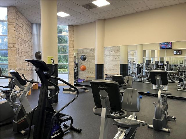 5151 Collins Avenue 1722, Miami Beach, FL 33140
