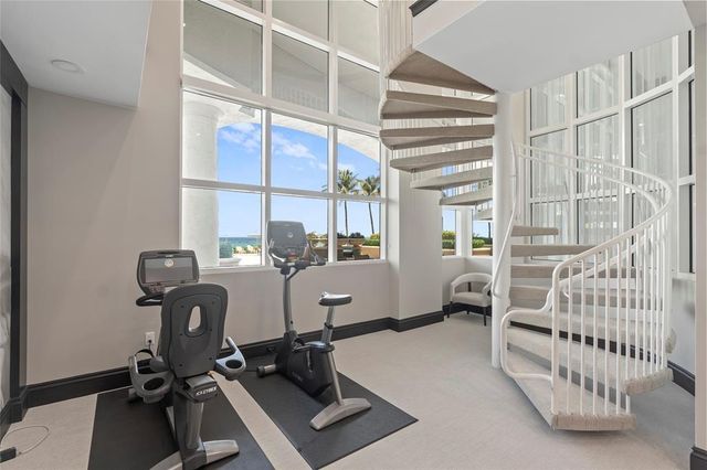 1063 Hillsboro Mile 203, Hillsboro Beach, FL 33062