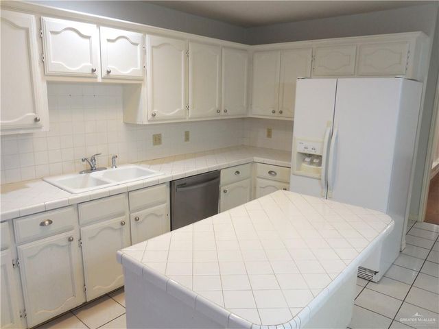 2509 Thunderbird Avenue, Mcallen, TX 78504