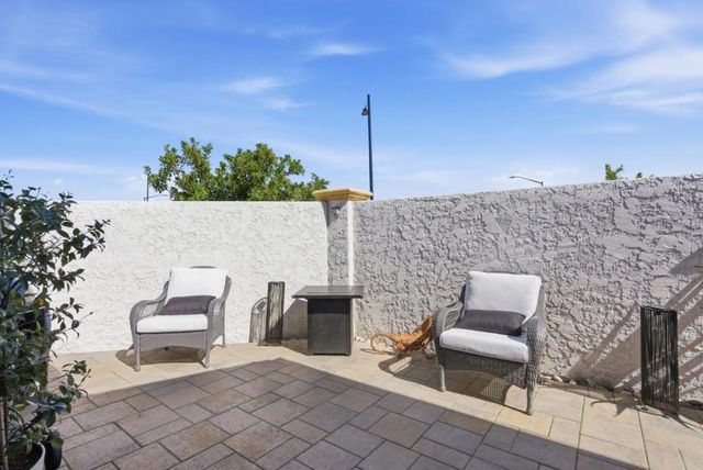 1325 Hernandez Way, Gilroy, CA 95020