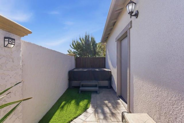 1325 Hernandez Way, Gilroy, CA 95020