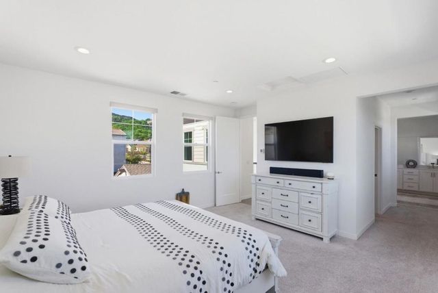 1325 Hernandez Way, Gilroy, CA 95020