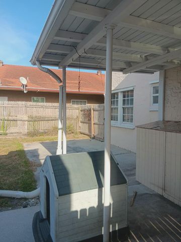 505 Independence Road, West Palm Beach, FL 33405