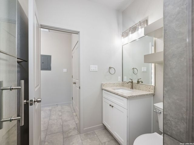 14657 Main St, Lytle, TX 78052