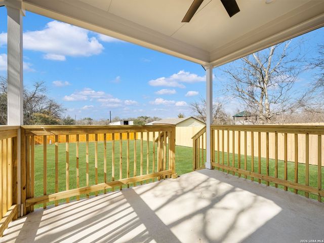 14657 Main St, Lytle, TX 78052