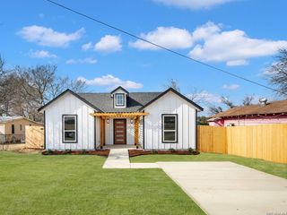 14657 Main St, Lytle, TX 78052