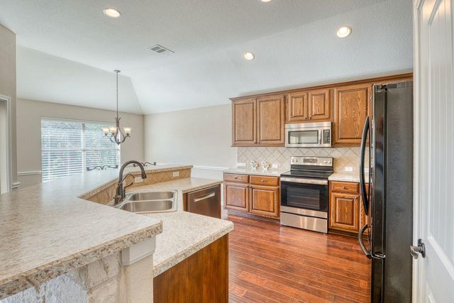 1403 Adam Ave, Burnet, TX 78611