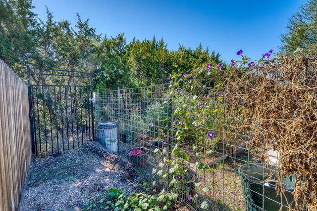 1403 Adam Ave, Burnet, TX 78611