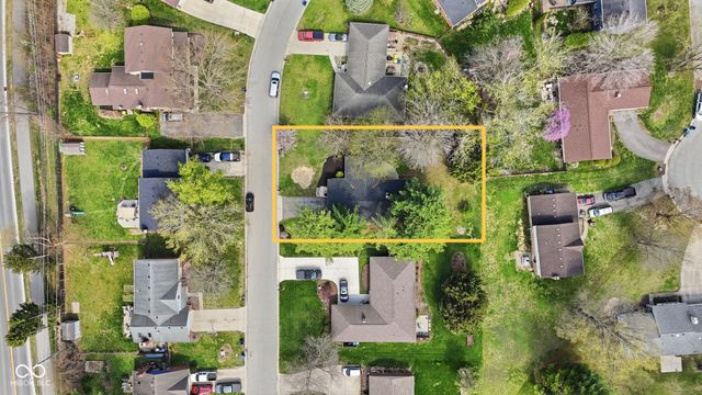 2204 Walnut Way, Noblesville, IN 46062
