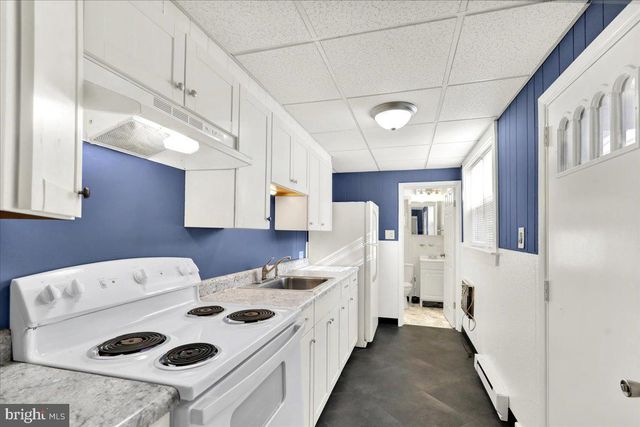 1348 MUHLENBERG ST, Reading, PA 19602