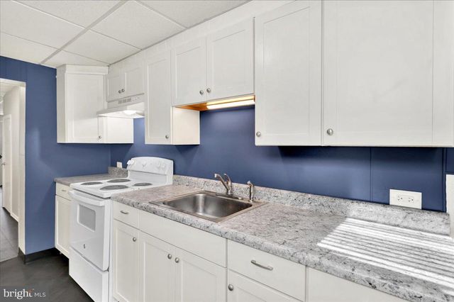 1348 MUHLENBERG ST, Reading, PA 19602