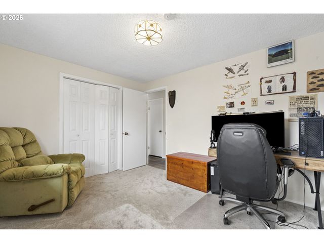 6922 Se RENADA St, Milwaukie, OR 97267