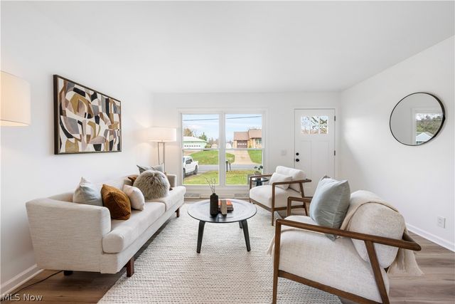 1833 Carlene Avenue SW, Massillon, OH 44647