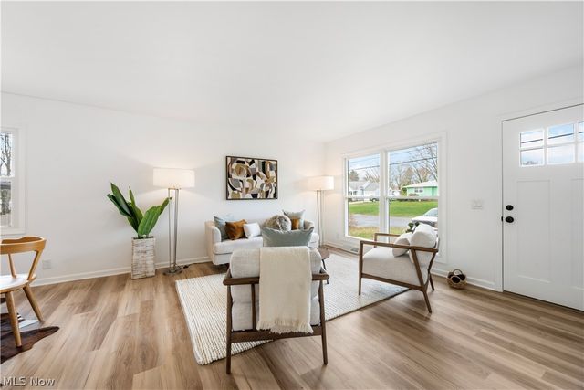 1833 Carlene Avenue SW, Massillon, OH 44647