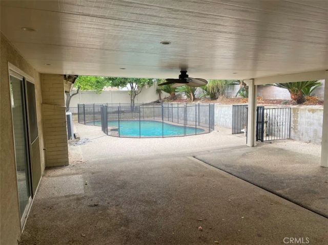 5981 Rogers Lane, San Bernardino, CA 92404
