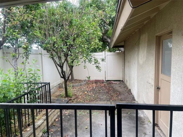 5981 Rogers Lane, San Bernardino, CA 92404