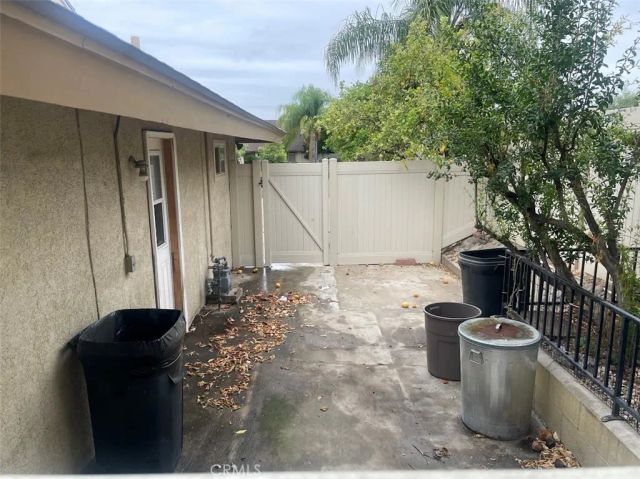 5981 Rogers Lane, San Bernardino, CA 92404