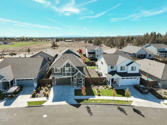 4708 SW Badger Creek, Redmond, OR 97756