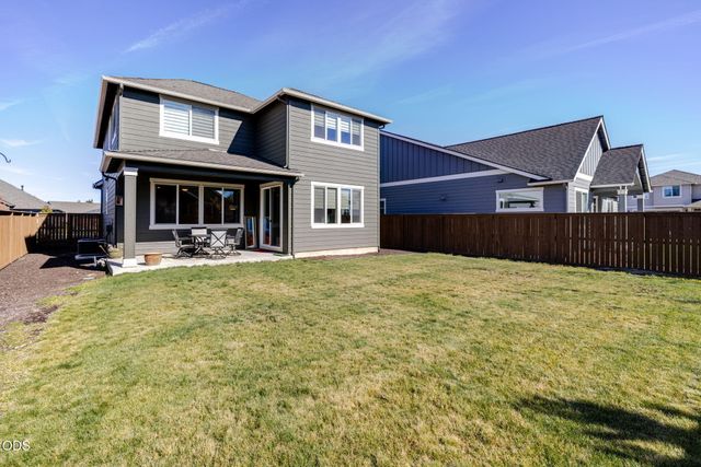 4708 SW Badger Creek, Redmond, OR 97756