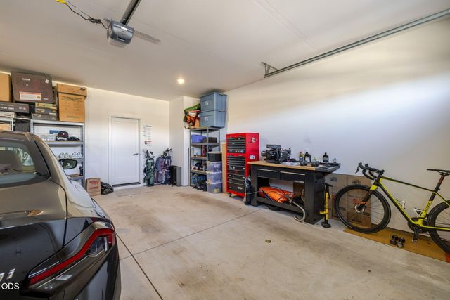 4708 SW Badger Creek, Redmond, OR 97756