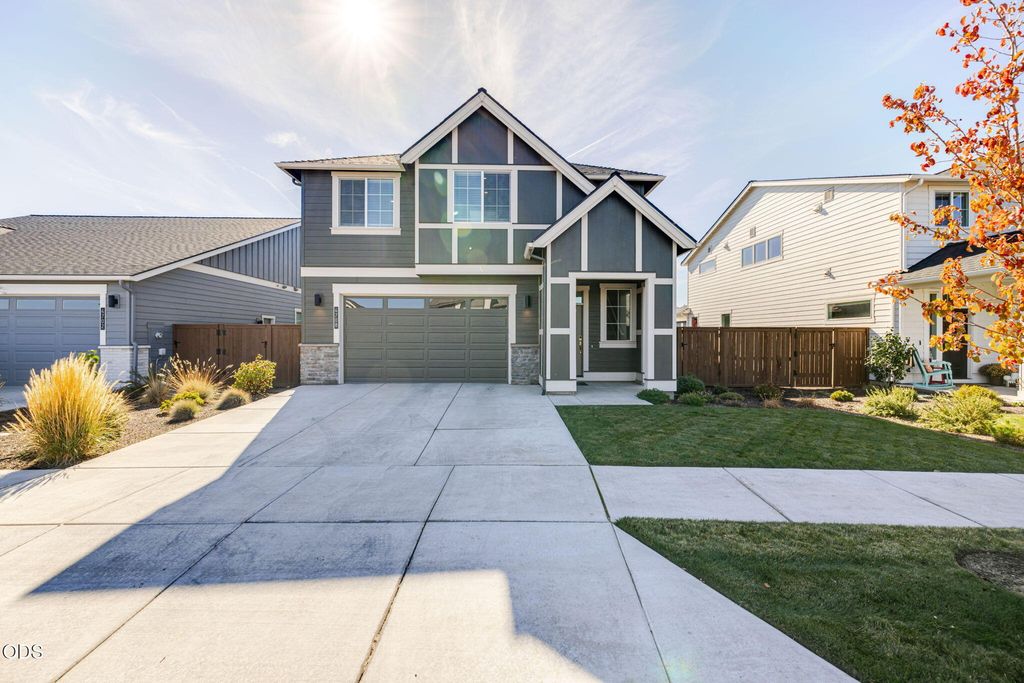 4708 SW Badger Creek, Redmond, OR 97756