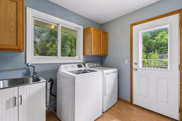 6000 Goldenrod Lane N, Plymouth, MN 55442