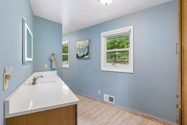 6000 Goldenrod Lane N, Plymouth, MN 55442