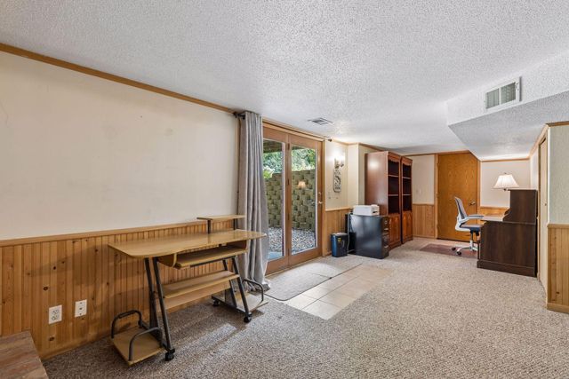 6000 Goldenrod Lane N, Plymouth, MN 55442