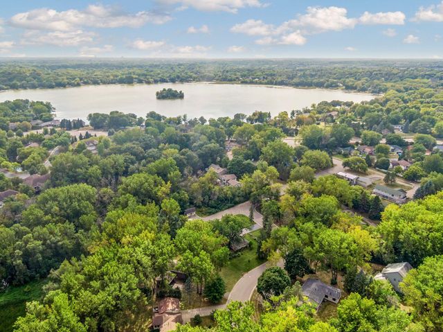 6000 Goldenrod Lane N, Plymouth, MN 55442