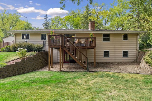 6000 Goldenrod Lane N, Plymouth, MN 55442