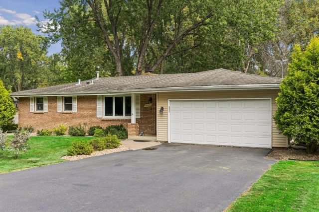 6000 Goldenrod Lane N, Plymouth, MN 55442