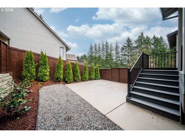 2435 N R St, Washougal, WA 98671