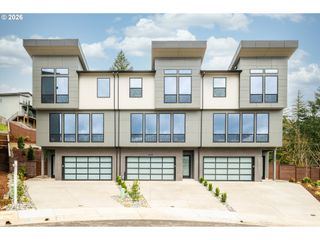 2435 N R St, Washougal, WA 98671