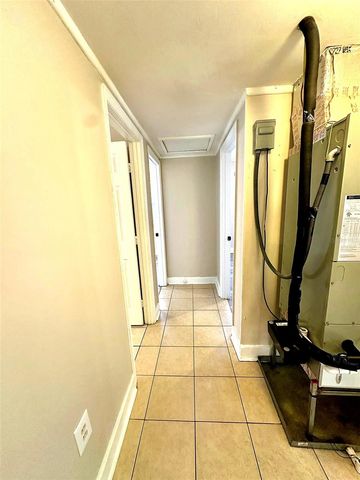 1030 NE 1ST AVENUE, Gainesville, FL 32601