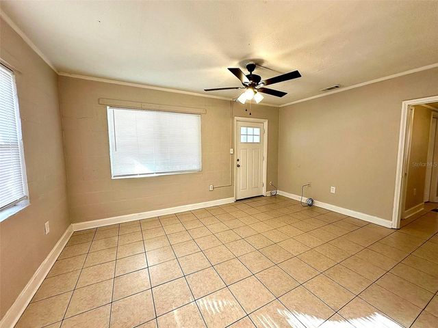 1030 NE 1ST AVENUE, Gainesville, FL 32601