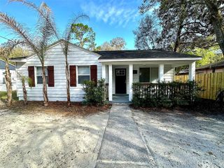1030 NE 1ST AVENUE, Gainesville, FL 32601